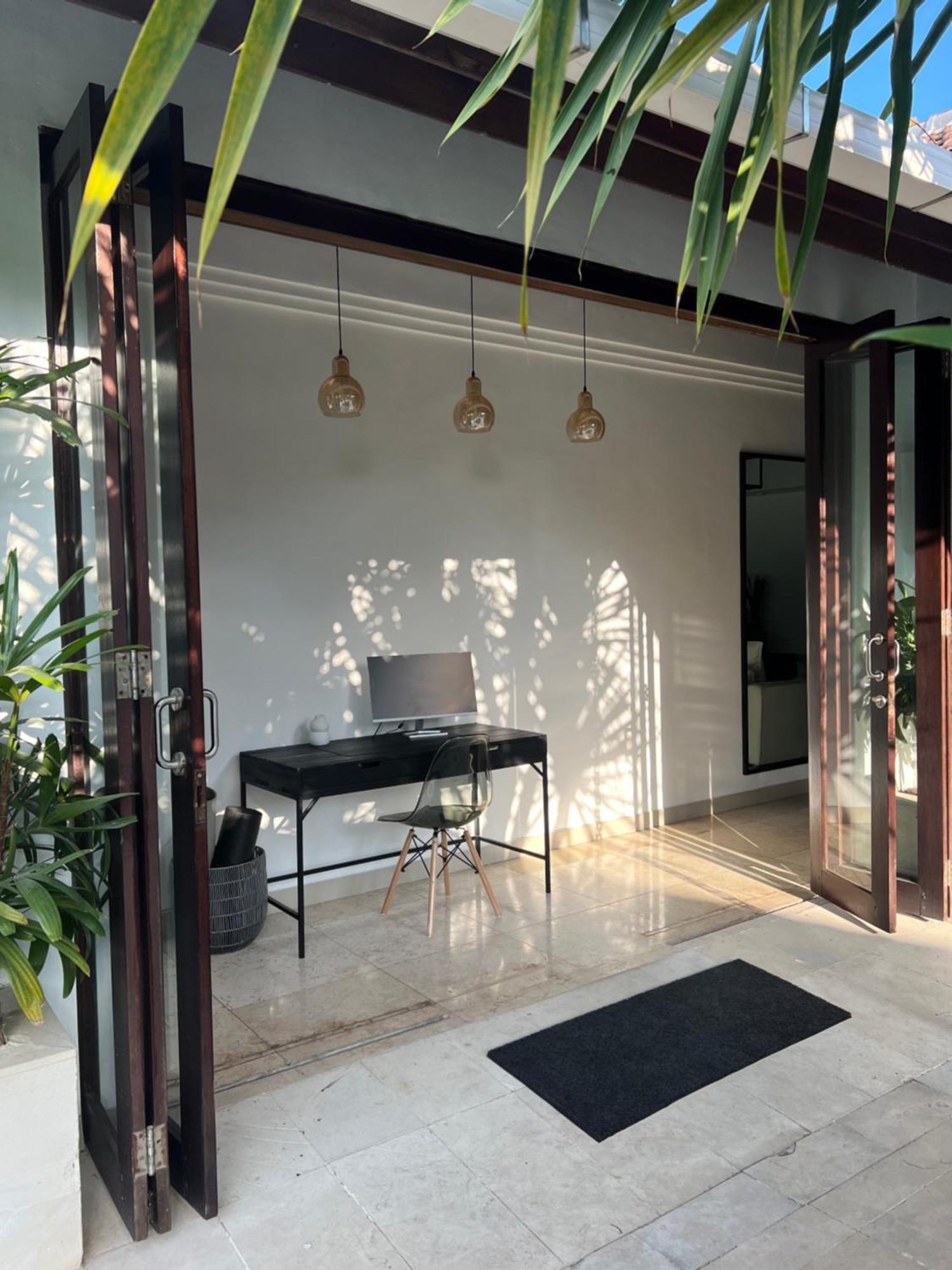 The Mia Bali Villa เกอโรโบกัน ภายนอก รูปภาพ