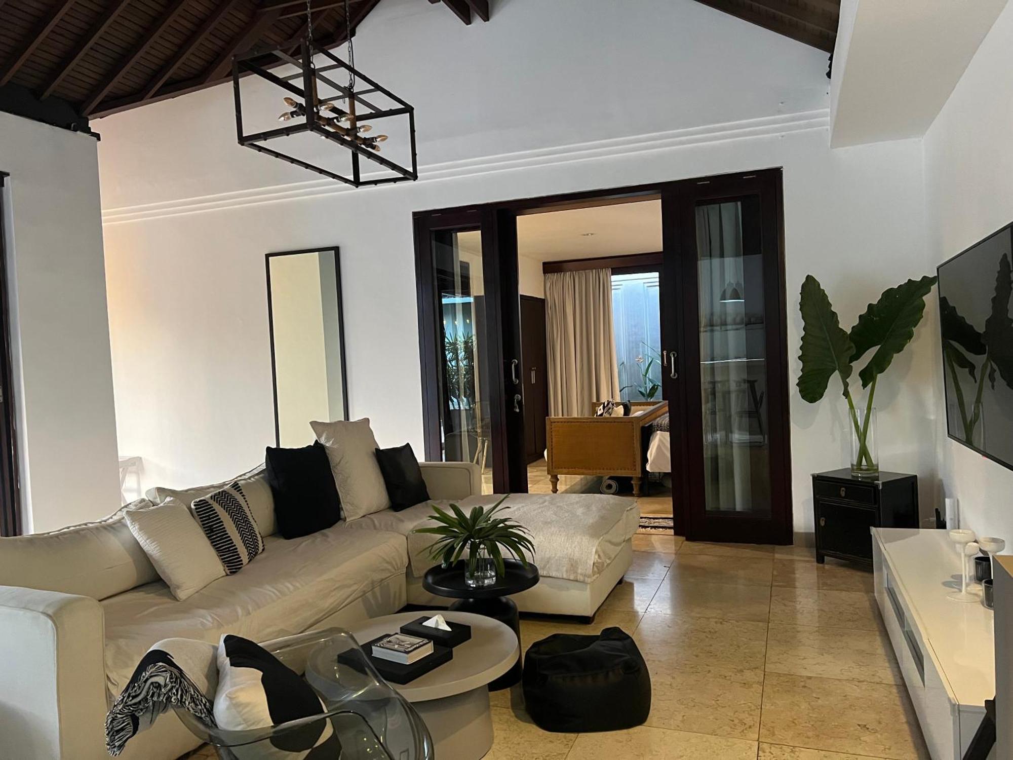 The Mia Bali Villa เกอโรโบกัน ภายนอก รูปภาพ