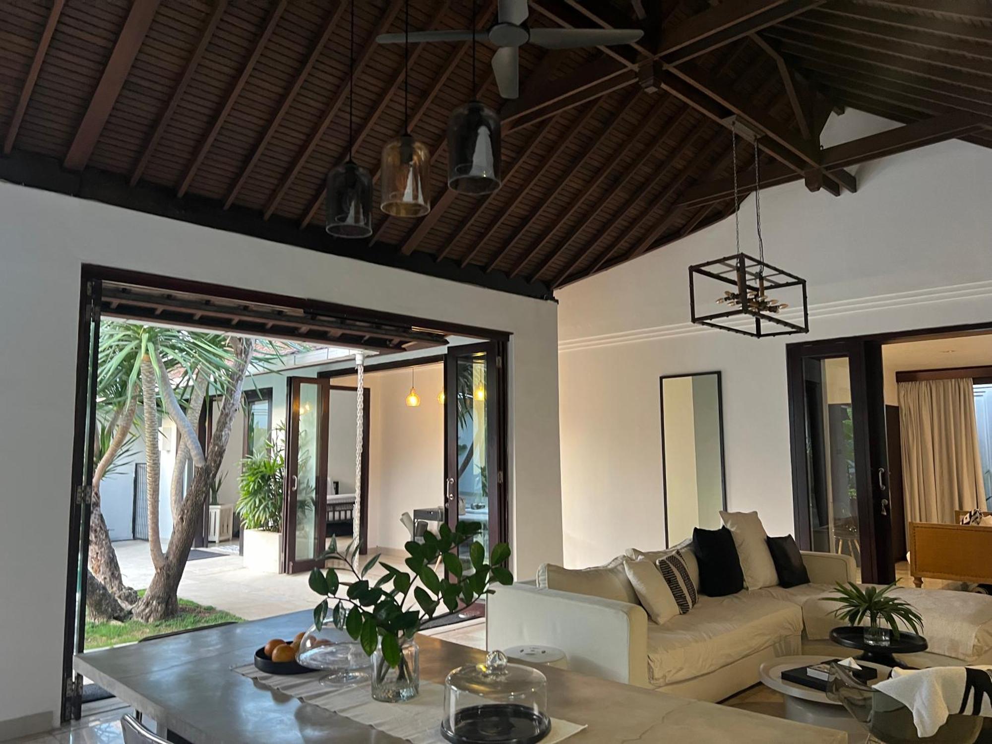 The Mia Bali Villa เกอโรโบกัน ภายนอก รูปภาพ