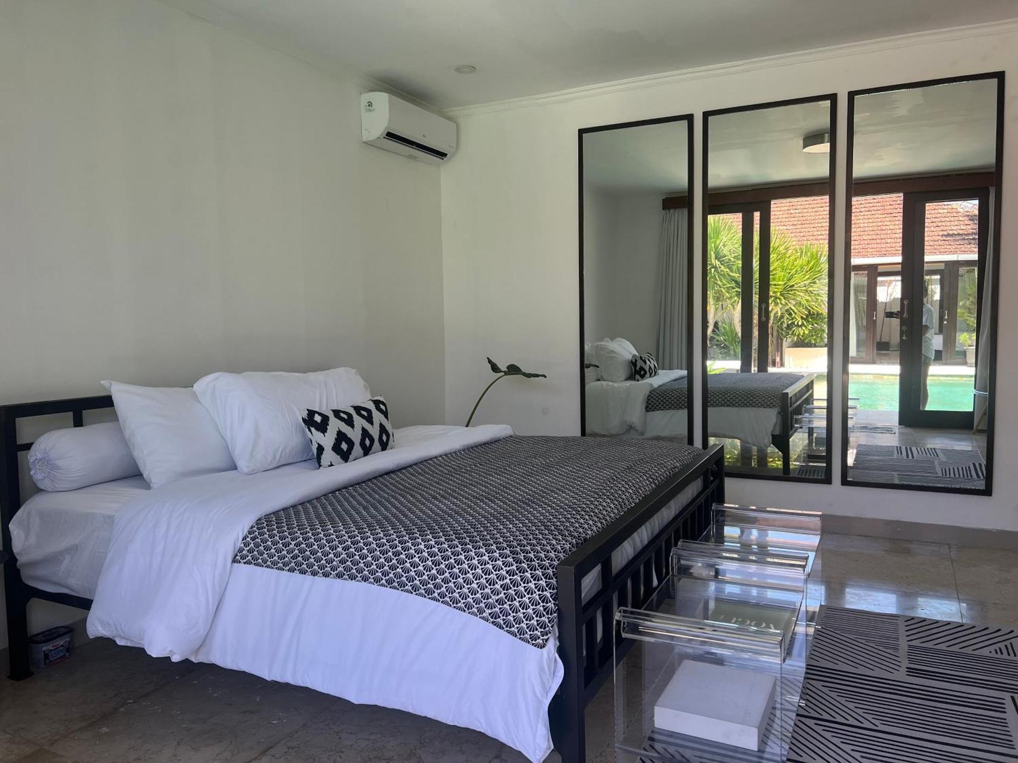 The Mia Bali Villa เกอโรโบกัน ภายนอก รูปภาพ